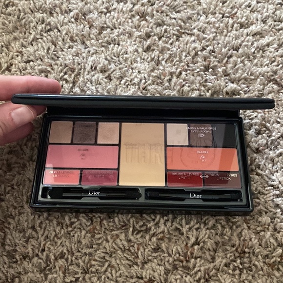 2019 Dior Couture Palette Colours of Fashion - Picture 2 of 11